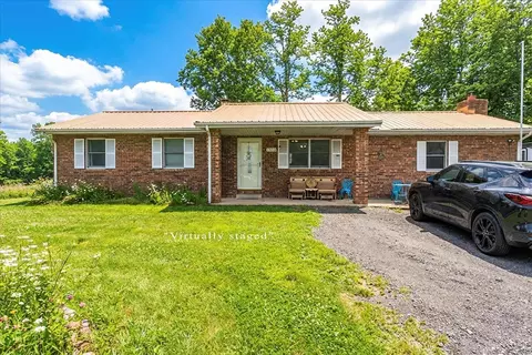 1272 Northern Rd, Somerville, OH 45064