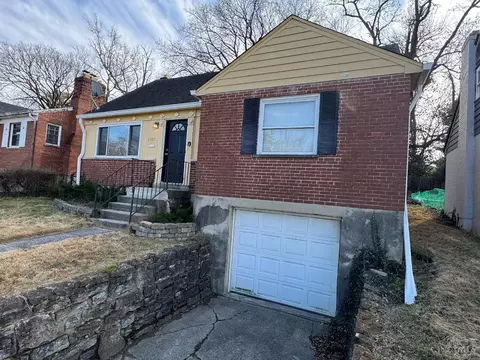 Exterior - 2507 Kellerman Ave, Golf Manor, OH 45237 photo 2 of 4