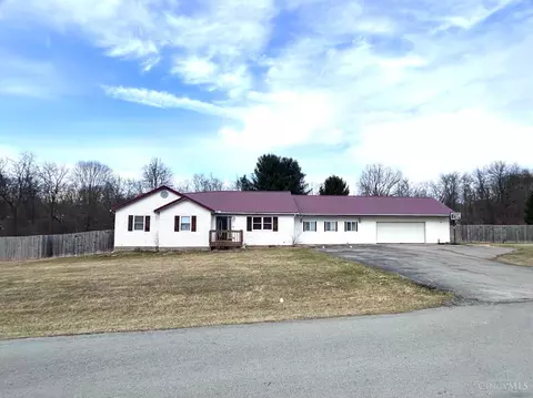 300 Adare Ct, Lynchburg, OH 45142