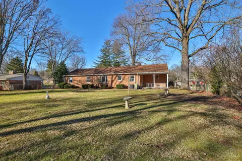 Exterior - 10022 Lakeside Dr, Cincinnati, OH 45231 photo 11 of 11