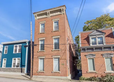 1716 Highland Ave, Cincinnati, OH 45202