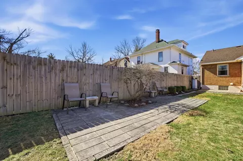 Exterior - 3300 Pleasant Ave, Hamilton, OH 45015 photo 14 of 26
