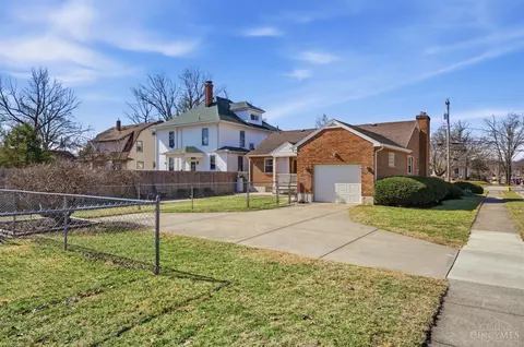 Exterior - 3300 Pleasant Ave, Hamilton, OH 45015 photo 25 of 26