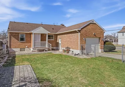 Exterior - 3300 Pleasant Ave, Hamilton, OH 45015 photo 24 of 26