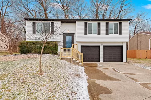 13 Planet Ct, Fairfield, OH 45014
