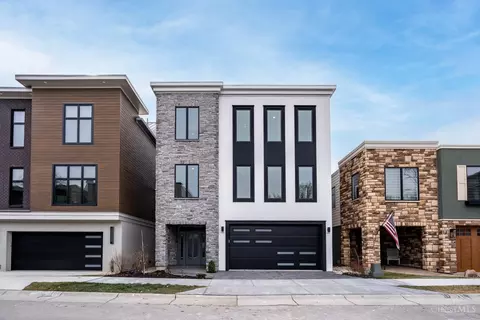 5751 Sanctuary Pl, Cincinnati, OH 45230
