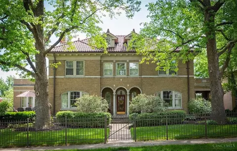 739 Betula Ave, Cincinnati, OH 45229