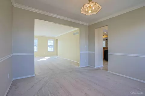 3670 Centurion Dr, Cincinnati, OH 45211 photo 10