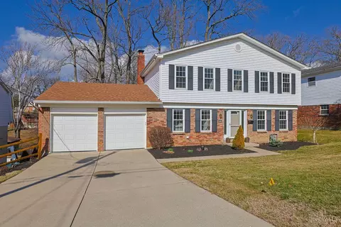 3670 Centurion Dr, Cincinnati, OH 45211 photo 2