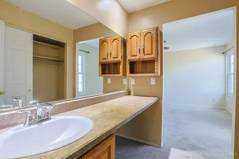 3670 Centurion Dr, Cincinnati, OH 45211 photo 28