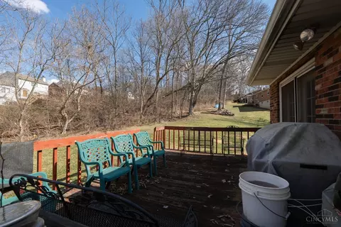 Exterior - 46 Jackson Dell Ct, Cleves, OH 45002 photo 8 of 11