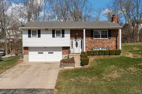 46 Jackson Dell Ct, Cleves, OH 45002