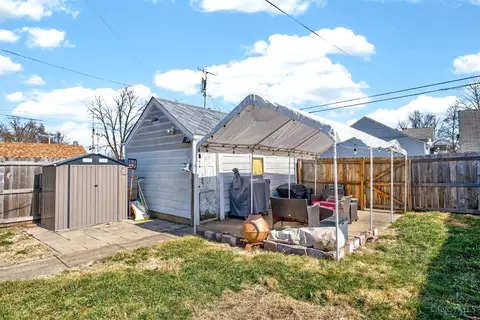 Exterior - 902 E St, Hamilton, OH 45013 photo 3 of 9