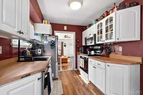 Kitchen - 902 E St, Hamilton, OH 45013 photo 3 of 3