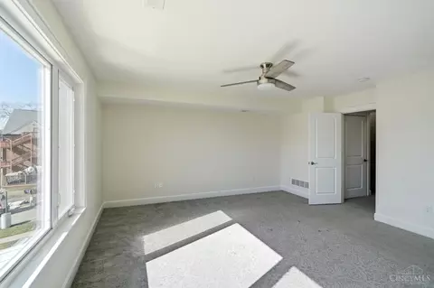 Bedroom - 3003 Riverside Dr, Cincinnati, OH 45226 photo 1 of 6