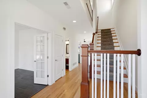 Entry Way - 3003 Riverside Dr, Cincinnati, OH 45226 photo 2 of 5