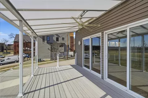 Exterior - 3003 Riverside Dr, Cincinnati, OH 45226 photo 2 of 10