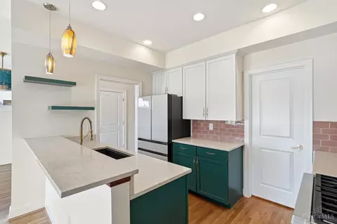 Kitchen - 3003 Riverside Dr, Cincinnati, OH 45226 photo 2 of 4