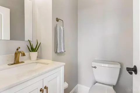 Bath - 2832 Claypole Ave, Cincinnati, OH 45204 photo 1 of 4