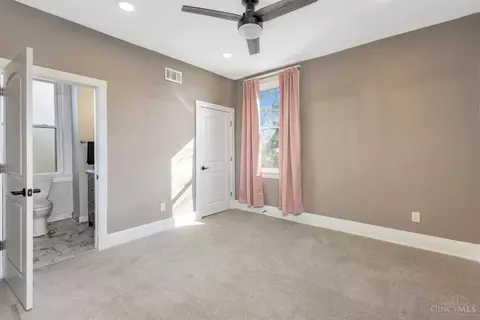 Bedroom - 2832 Claypole Ave, Cincinnati, OH 45204 photo 1 of 10