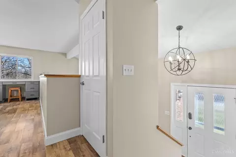 Entry Way - 3464 Simpsons Trce, Maineville, OH 45039 photo 2 of 3