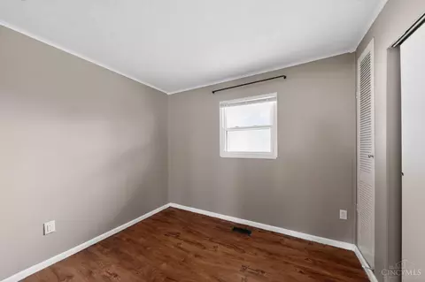 Bedroom - 9636 Pippin Rd, Cincinnati, OH 45231 photo 1 of 3