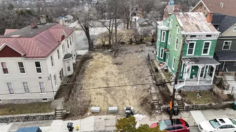 2307 Kenton St, Cincinnati, OH 45206