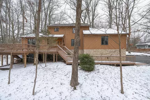 560 Blackhawk Trl, Loveland, OH 45140