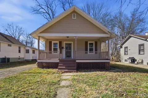 1319 Schirmer Ave, Cincinnati, OH 45230