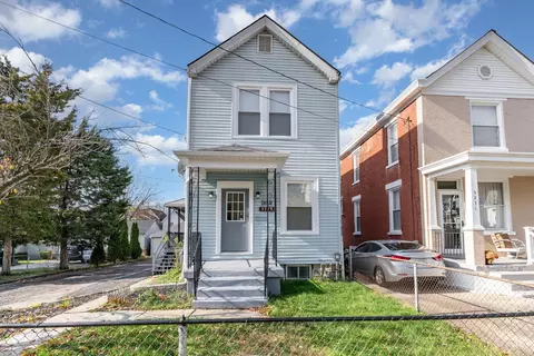 5229 Globe Ave, Norwood, OH 45212