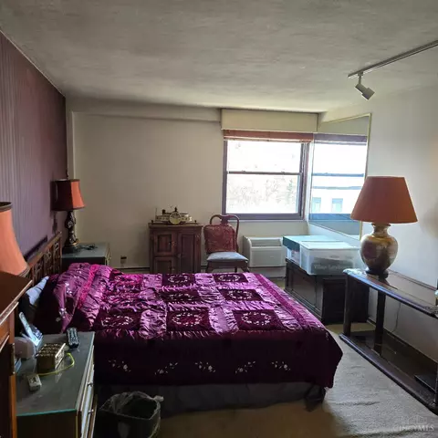 1815 William Howard Taft, Cincinnati, OH 45206 photo 9