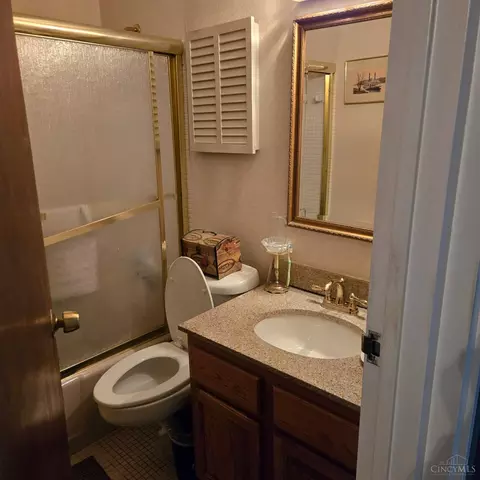 1815 William Howard Taft, Cincinnati, OH 45206 photo 8