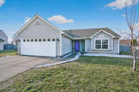 410 Waterstone Ct, Trenton, OH 45067