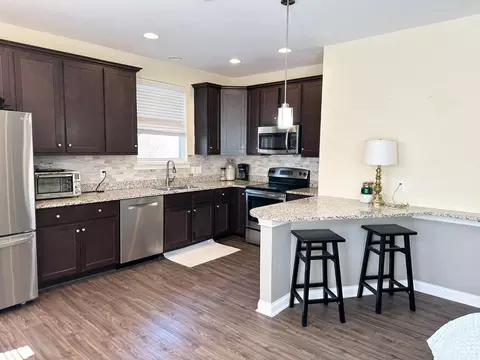 Kitchen - 199 Rochelle St, Cincinnati, OH 45219 photo 2 of 5