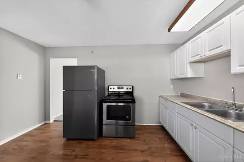 Kitchen - 1854 Windmill Way, Cincinnati, OH 45240 photo 1 of 1