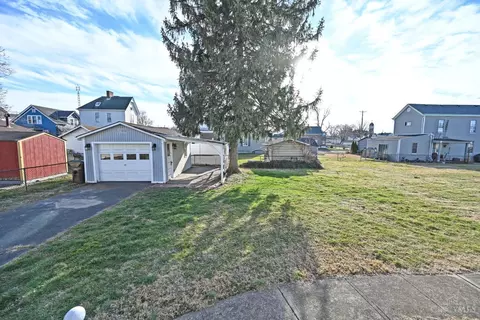 Exterior - 215 Walnut St, Elmwood Place, OH 45216 photo 7 of 18