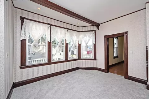 Living - 215 Walnut St, Elmwood Place, OH 45216 photo 4 of 4