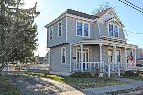 Exterior - 215 Walnut St, Elmwood Place, OH 45216 photo 3 of 18