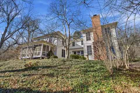 9200 Indian Hill Rd, Cincinnati, OH 45243