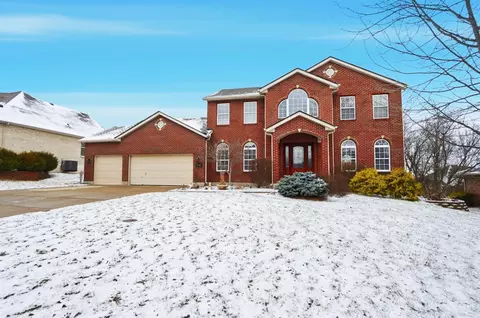 5566 Selu Dr, Hamilton, OH 45011