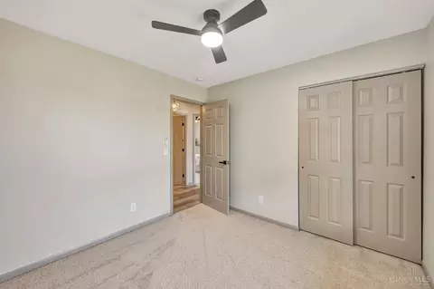 Bedroom - 10493 Mill Rd, Cincinnati, OH 45240 photo 3 of 8