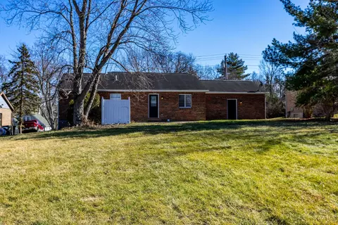 Exterior - 10493 Mill Rd, Cincinnati, OH 45240 photo 7 of 14