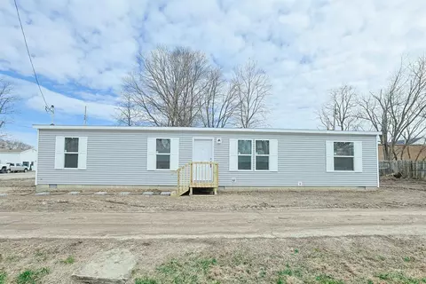 54 Second St, Clarksville, OH 45113