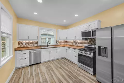 3914 Meyerfeld Ave, Cheviot, OH 45211