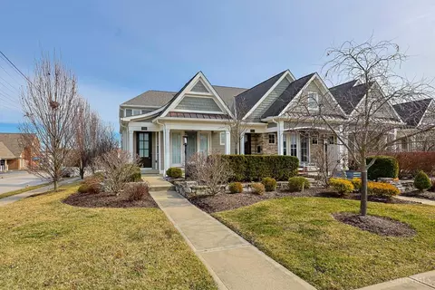 7040 Maple Ave, Madeira, OH 45243