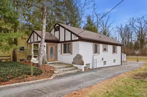 5965 Wayside Ave, Cincinnati, OH 45230