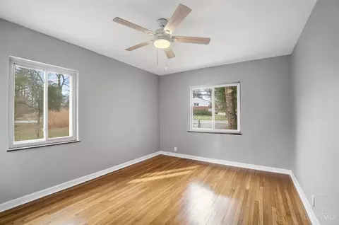 Bedroom - 5965 Wayside Ave, Cincinnati, OH 45230 photo 1 of 5