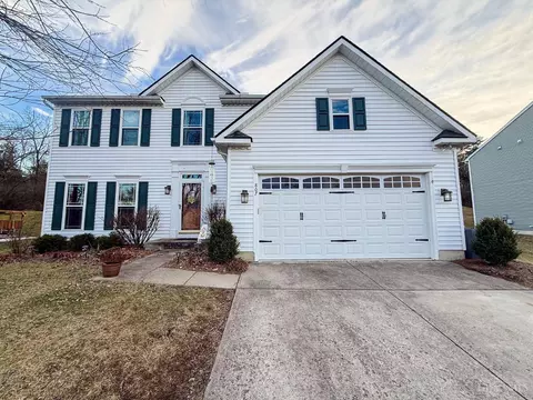 807 Cherry Hill Ln, Lebanon, OH 45036