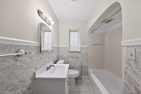 Bath - 6621 Winton Rd, Cincinnati, OH 45224 photo 1 of 1