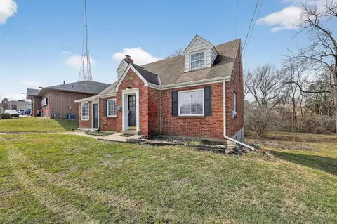 Exterior - 6621 Winton Rd, Cincinnati, OH 45224 photo 6 of 8